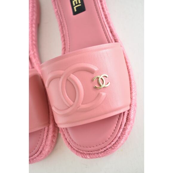 Chanel 23C Pink Lambskin Leather CC Logo Slide Sandal Slip Espadrille Flat 42 - Picture 8 of 15